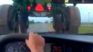 Безумный обгон - смотреть видео (1:50)