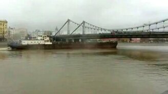 Высоковат кораблик оказался - смотреть видео (1:06)