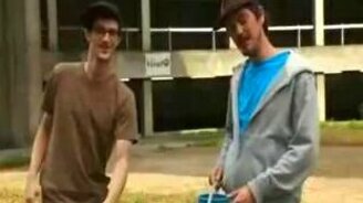 Жвачка и гелий - смотреть видео (1:31)