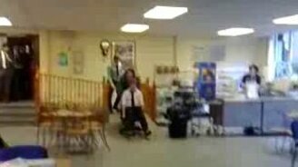 Безумные менеджеры - смотреть видео (0:14)