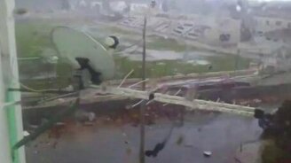 Ветрище на стадионе - смотреть видео (2:19)