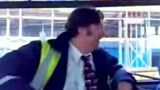 Ржёт как ишак - смотреть видео (0:12)