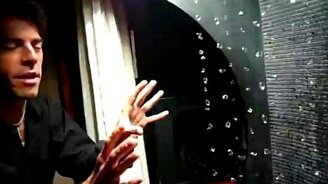 Водная левитация - смотреть видео (0:32)