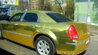 Золотистый Крайслер - смотреть видео (0:16)