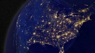 Как выглядит Земля ночью - смотреть видео (2:11)