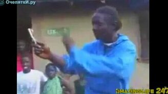 Человек-фонтан - смотреть видео (1:20)