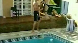 Ненадёжный пластик - смотреть видео (0:20)