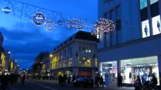 Оригинальное украшение на Рождество - смотреть видео (1:01)