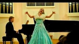 Задорная певица - смотреть видео (1:09)