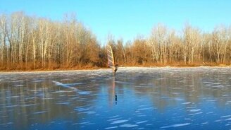 Кайтсёрфинг зимой? - смотреть видео (0:16)