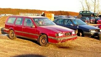 Чего стоит уничтожить Вольво? - смотреть видео (2:35)