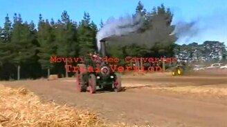 Трактор против трактора - смотреть видео (4:07)