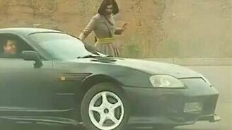 Дрифтеры и девушка - смотреть видео (0:27)