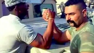 Неравный соперник - смотреть видео (1:18)