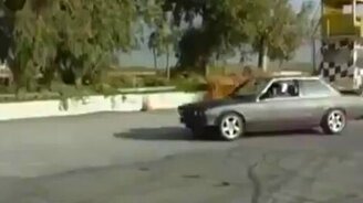 Дрифт - один водитель, две машины - смотреть видео (1:02)