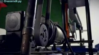 Неправдоподобно ловкий футболист - смотреть видео (0:35)