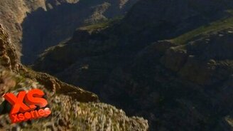 Экстрим в летающем костюме - смотреть видео (5:23)