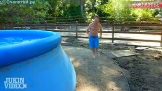 Я уже в воде? - смотреть видео (0:25)