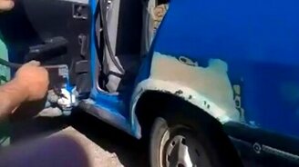 Покраска машин по-румынски - смотреть видео (1:00)