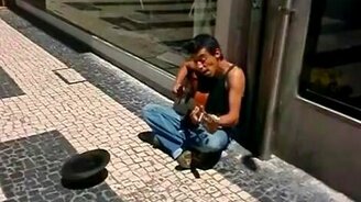 Уличный Курт Кобейн - смотреть видео (3:57)