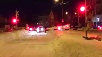 Поезд против снега - смотреть видео (1:01)