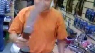 Вот так карманный ножик - смотреть видео (0:06)