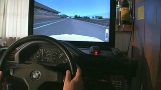 Эмулятор гоночной игрушки - смотреть видео (2:53)