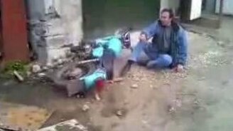 Как разбить мотоцикл - смотреть видео (0:24)