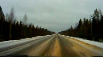 Везение на зимней дороге - смотреть видео (0:21)