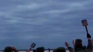 Пролетел над головами - смотреть видео (0:23)