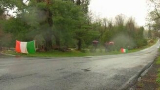 Супер прыжок на спорткаре - смотреть видео (0:13)