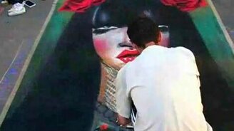 Красочный рисунок на асфальте - смотреть видео (2:53)