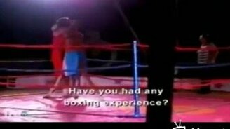 Поединок с кенгуру - смотреть видео (2:00)