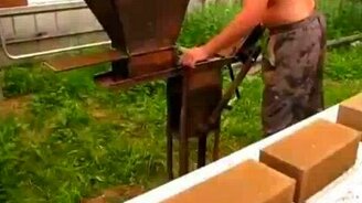 Кирпичеделалка - смотреть видео (1:54)