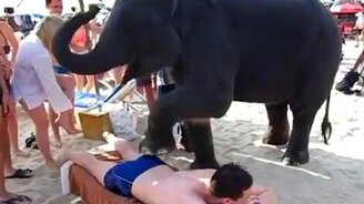 Оригинальный  массаж - смотреть видео (0:20)