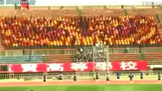 Крутые азиатские болельщики - смотреть видео (2:32)