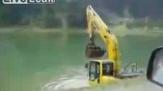 Чистоплотный экскаватор - смотреть видео (0:17)