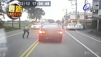 Братья Джеки Чана? - смотреть видео (0:25)