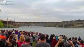 Взорвали старый мост - смотреть видео (0:32)