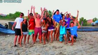 Безумные летние прыжки в воду - смотреть видео (2:36)