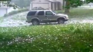 Мощный град - смотреть видео (1:42)