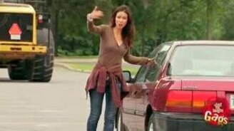 Маленькая автомобильная трагедия - смотреть видео (1:50)