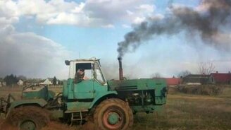 Т-150К против КрАЗа - смотреть видео (1:02)