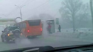 Суровый парень на мопеде - смотреть видео (0:21)