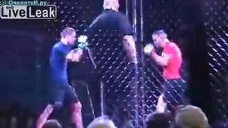 Нокаутировали друг друга - смотреть видео (0:33)