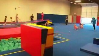 Паркур - начало - смотреть видео (0:17)