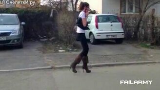 Смешные мартовские провалы с девушками - смотреть видео (6:45)