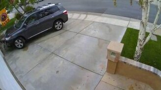 Проверка дома на прочность при помощи Тойоты - смотреть видео (0:33)