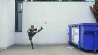 Как правильно бросать гранату - смотреть видео (1:02)