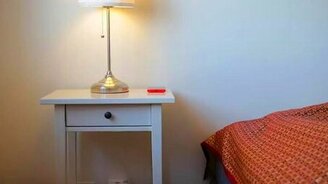 Оригинальное зарядное устройство - смотреть видео (2:24)